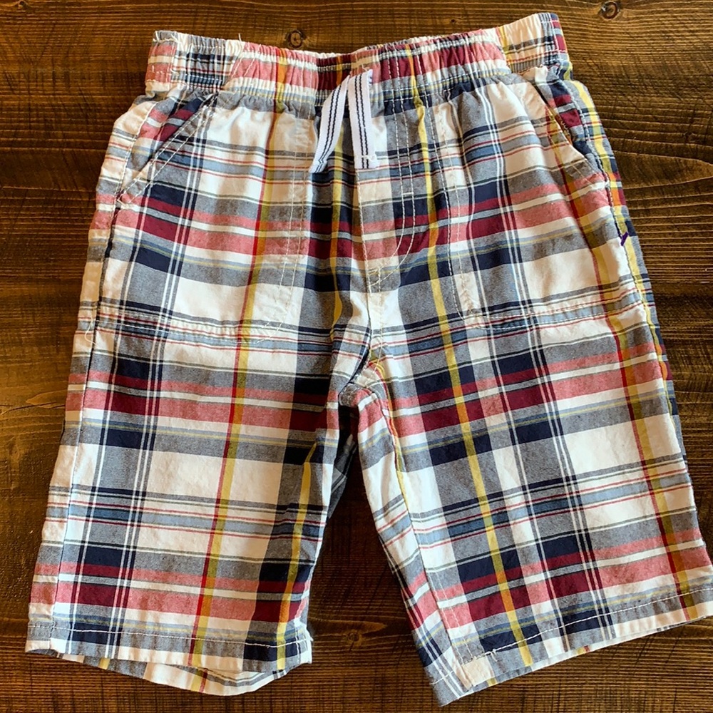 Nautica Plaid Boys Pull On Shorts. Size 6